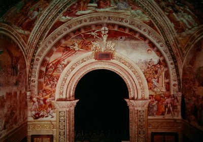 Prophets and the End of the World, entrance wall of the Chapel of the Madonna di San Brizio by Luca Signorelli